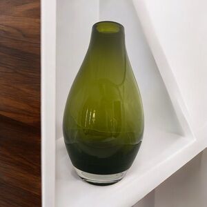 Jade Green Juvel Vase, Green Glass Vase, large Pear Shape vase